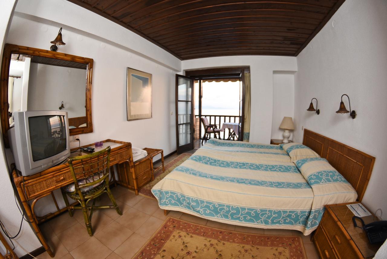 Maistrali Hotel Afissos Exterior photo